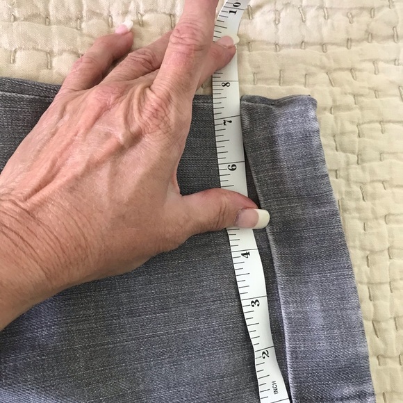 Marc Jacobs Crop Jeans - Picture 10 of 12